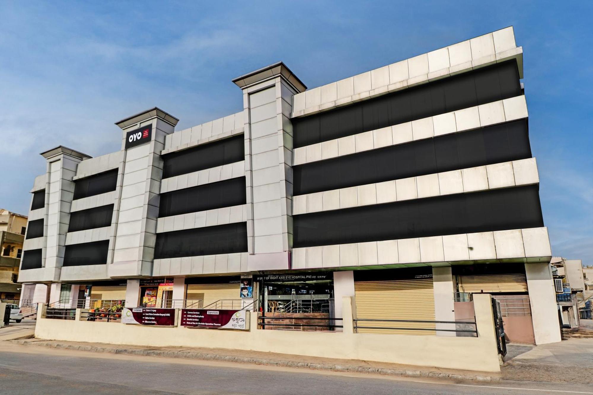 Hotel O Royal Bliss International Bangalore Exterior foto